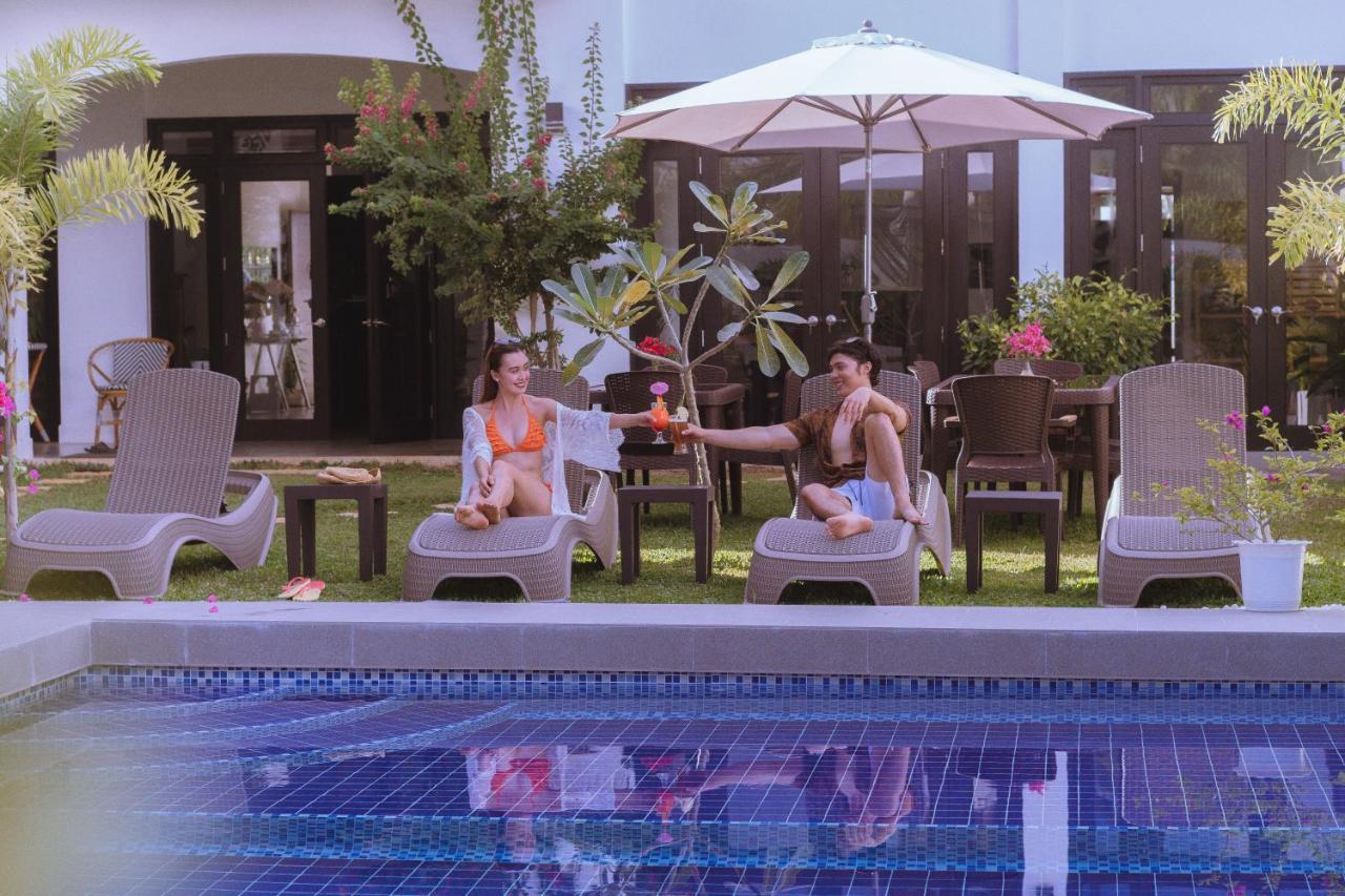 פנגלאו Thistle Inn מראה חיצוני תמונה
