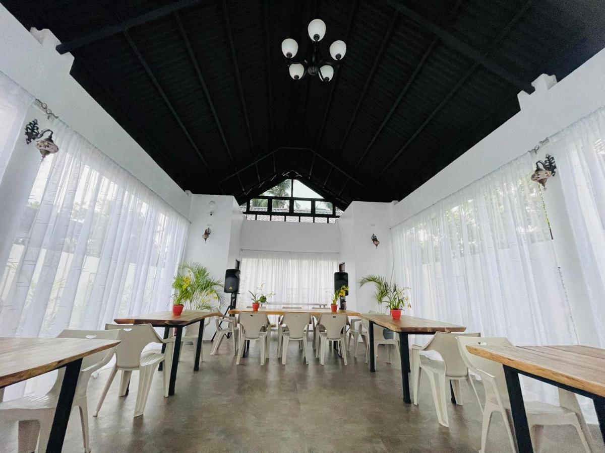 פנגלאו Thistle Inn מראה חיצוני תמונה